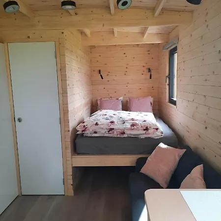 La Roulotte De Soiron Chalet